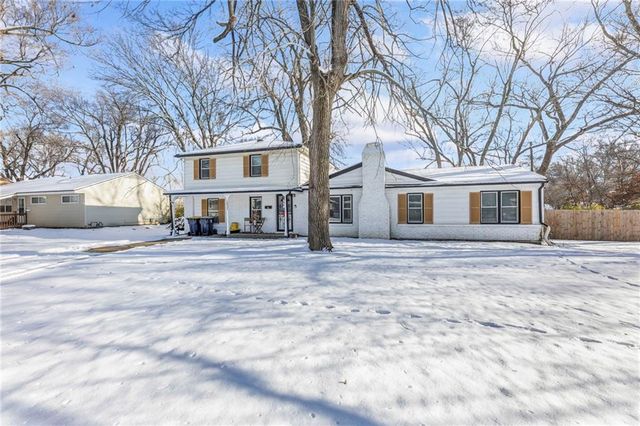 10935 Bristol Terrace, Kansas City, MO 64134