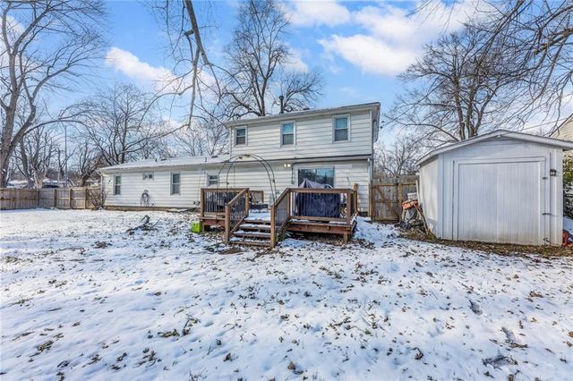 10935 Bristol Terrace, Kansas City, MO 64134