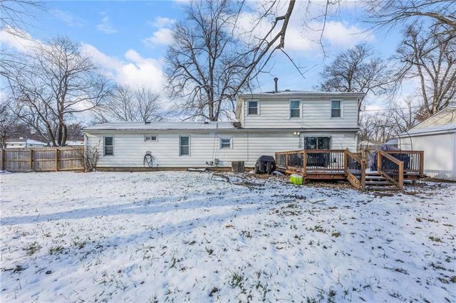 10935 Bristol Terrace, Kansas City, MO 64134