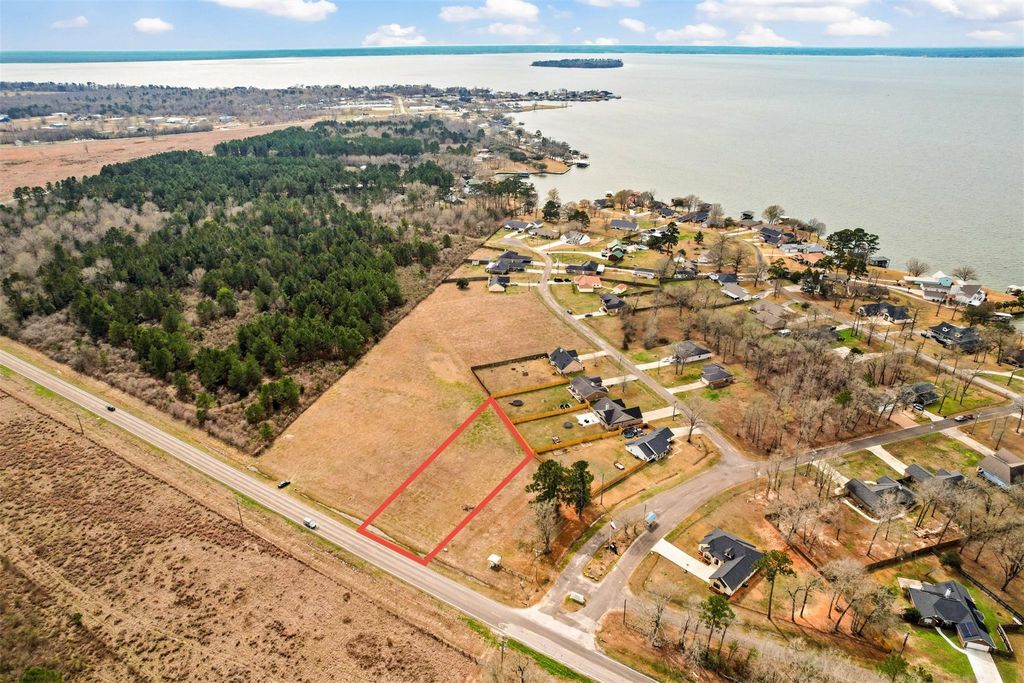 L-138 Fm 3126, Livingston, TX 77351