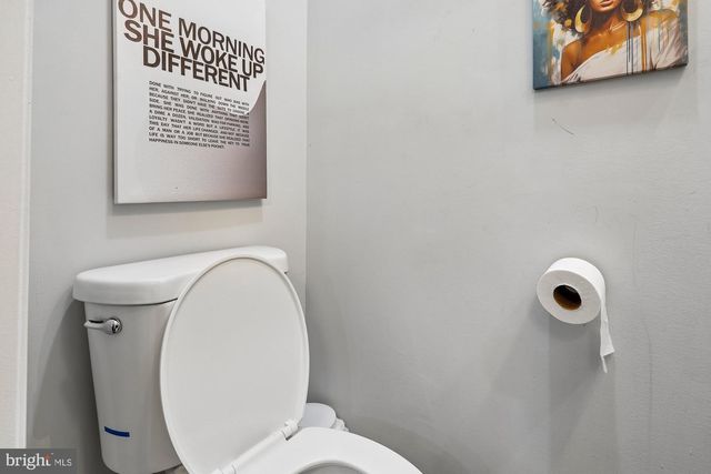 1420 E LANVALE ST, Baltimore, MD 21213