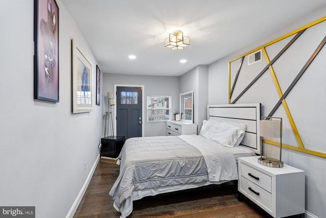 1420 E LANVALE ST, Baltimore, MD 21213