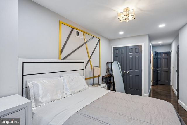 1420 E LANVALE ST, Baltimore, MD 21213