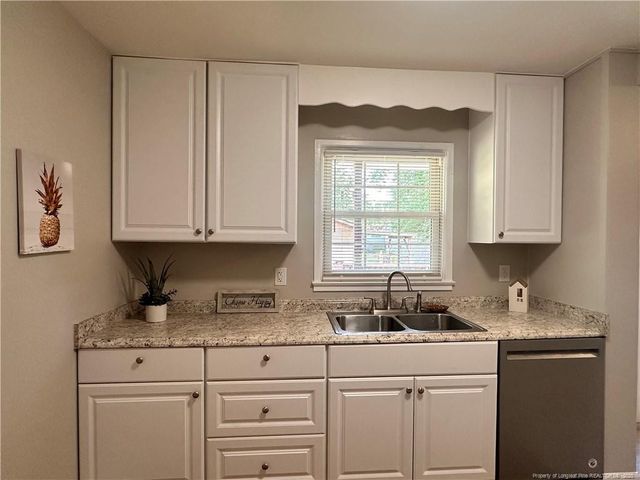 1109 Strickland Bridge Road, Fayetteville, NC 28304