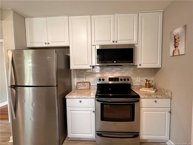 1109 Strickland Bridge Road, Fayetteville, NC 28304