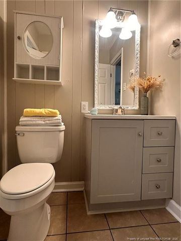 1109 Strickland Bridge Road, Fayetteville, NC 28304