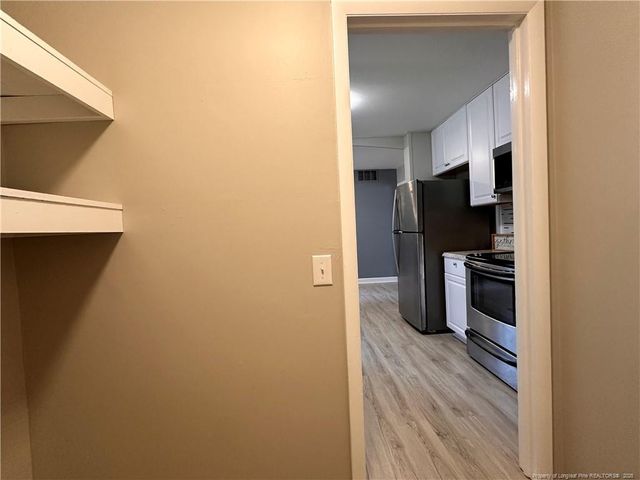 1109 Strickland Bridge Road, Fayetteville, NC 28304