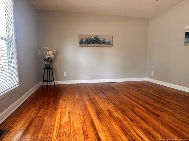 1109 Strickland Bridge Road, Fayetteville, NC 28304