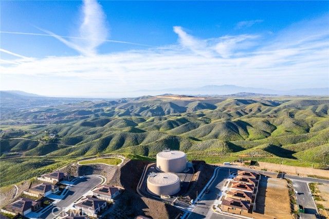 23686 Highvale Drive, Corona, CA 92883