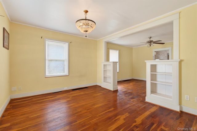 18-20 Bedford Avenue, Middletown, NY 10940