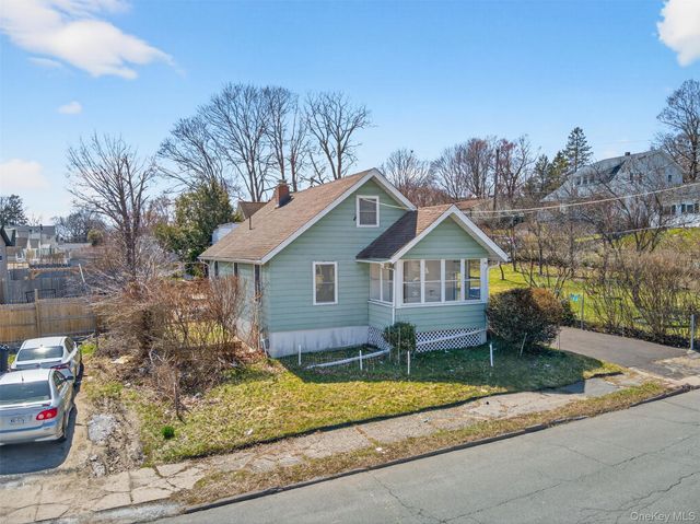 18-20 Bedford Avenue, Middletown, NY 10940