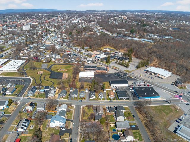 18-20 Bedford Avenue, Middletown, NY 10940