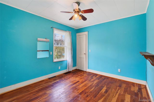 18-20 Bedford Avenue, Middletown, NY 10940
