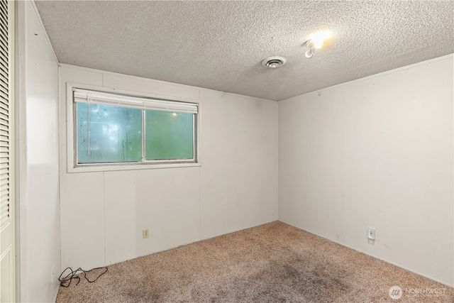 71 E Southlake Drive, Shelton, WA 98584