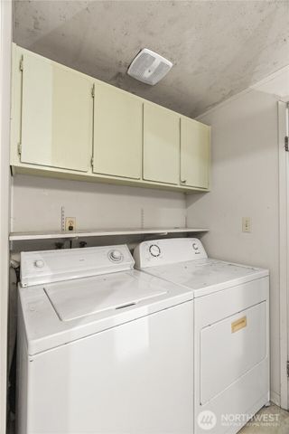 71 E Southlake Drive, Shelton, WA 98584