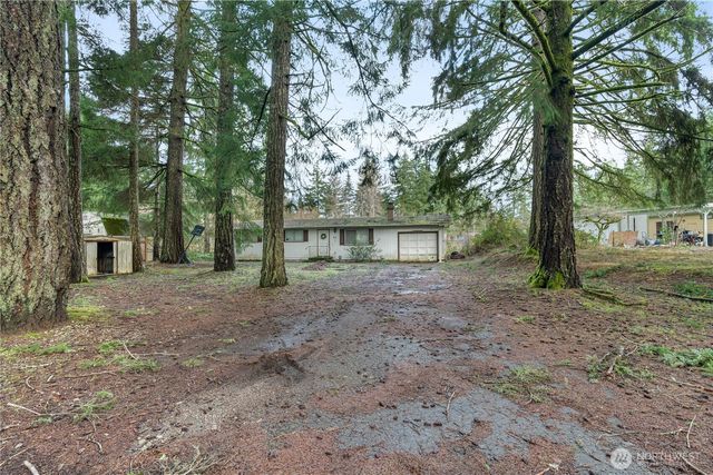 71 E Southlake Drive, Shelton, WA 98584