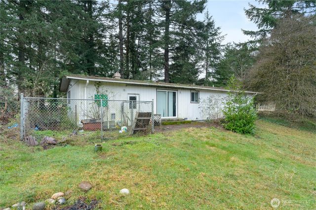 71 E Southlake Drive, Shelton, WA 98584