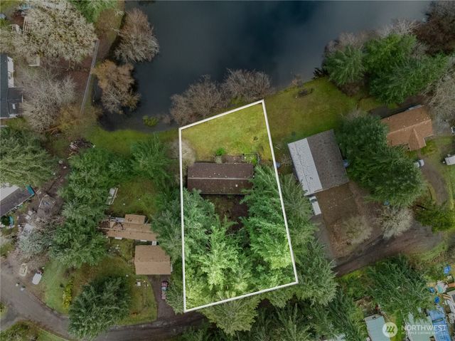 71 E Southlake Drive, Shelton, WA 98584