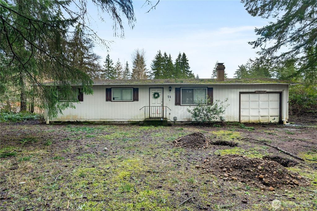 71 E Southlake Drive, Shelton, WA 98584