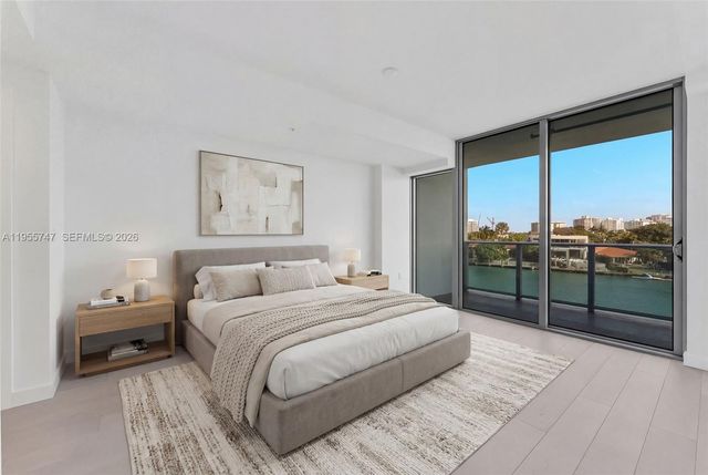 9201 E Bay Harbor Dr 403, Bay Harbor Islands, FL 33154