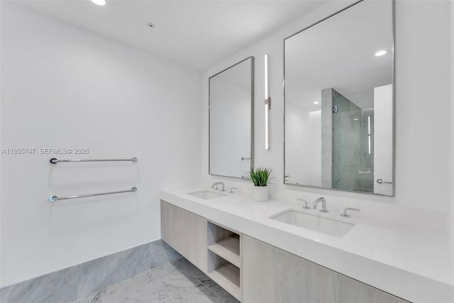 9201 E Bay Harbor Dr 403, Bay Harbor Islands, FL 33154