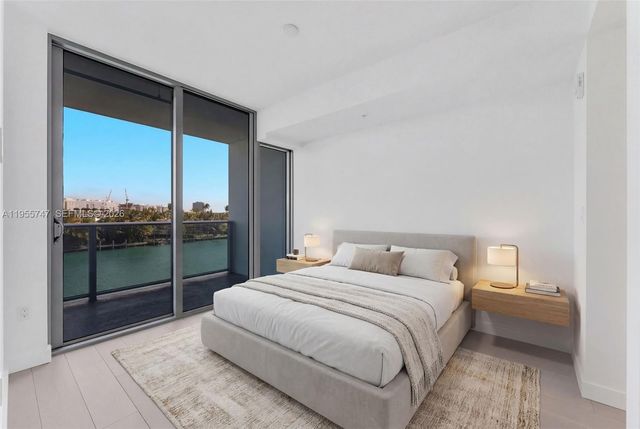 9201 E Bay Harbor Dr 403, Bay Harbor Islands, FL 33154