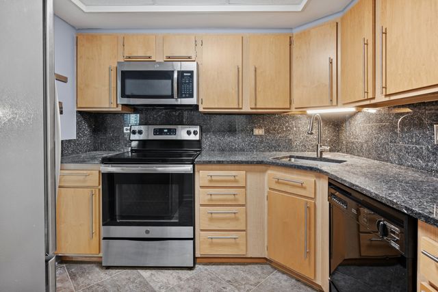 155 N Harbor Drive 2605, Chicago, IL 60601