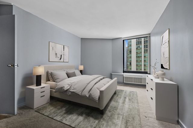 155 N Harbor Drive 2605, Chicago, IL 60601