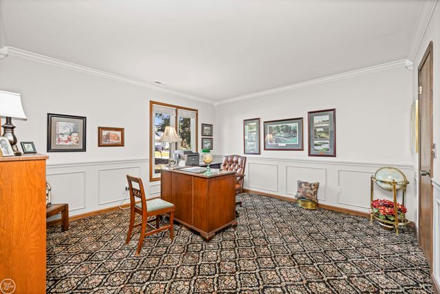 15492 S Royal Doulton Blvd Boulevard, Clinton Township, MI 48038