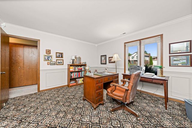 15492 S Royal Doulton Blvd Boulevard, Clinton Township, MI 48038