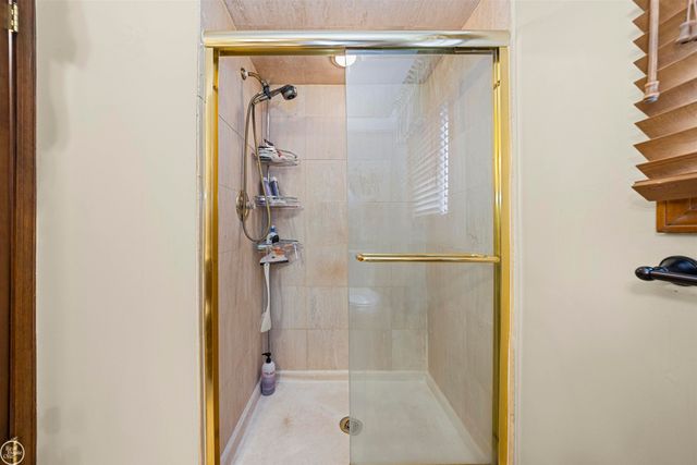 15492 S Royal Doulton Blvd Boulevard, Clinton Township, MI 48038