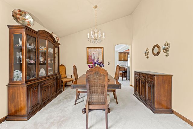 15492 S Royal Doulton Blvd Boulevard, Clinton Township, MI 48038