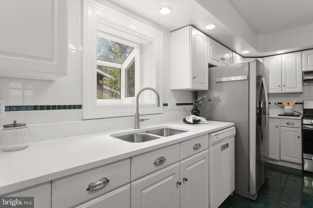 2708 EVERGREEN AVE, Baltimore, MD 21214
