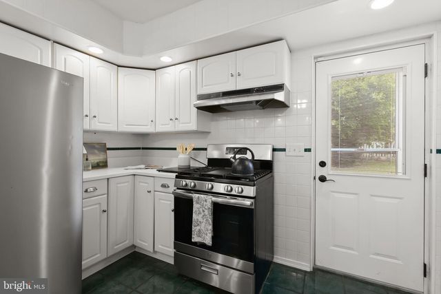 2708 EVERGREEN AVE, Baltimore, MD 21214