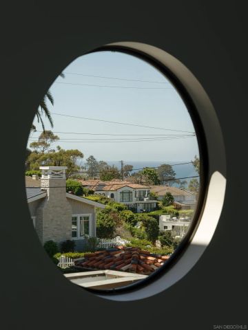 7747 Whitefield, La Jolla, CA 92037