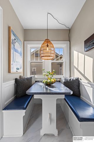 5812 Pacific Street, Omaha, NE 68106