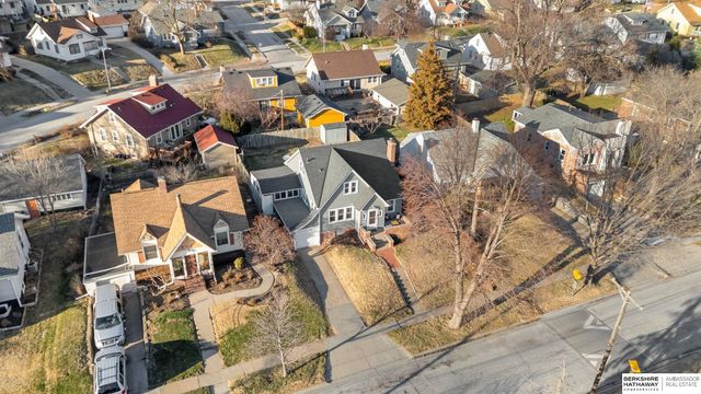 5812 Pacific Street, Omaha, NE 68106