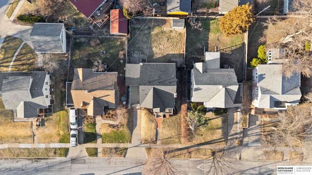 5812 Pacific Street, Omaha, NE 68106