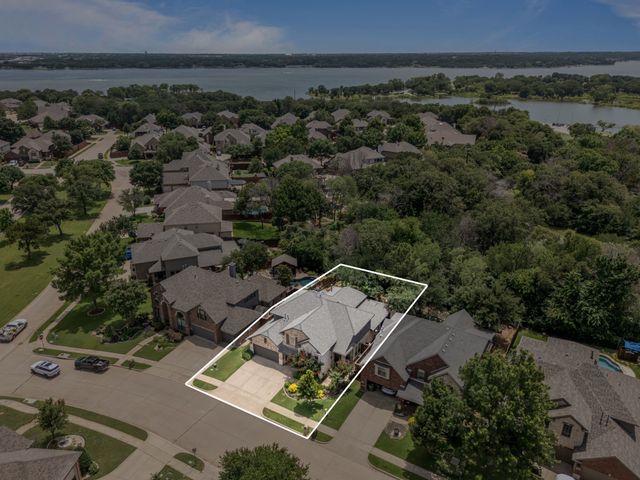 242 Livingston Drive, Hickory Creek, TX 75065