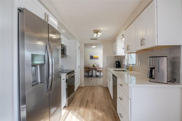 5644 RIDDLE ROAD, Holiday, FL 34690