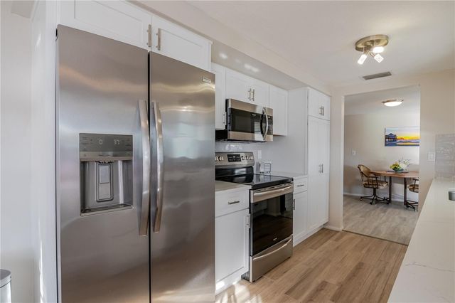 5644 RIDDLE ROAD, Holiday, FL 34690