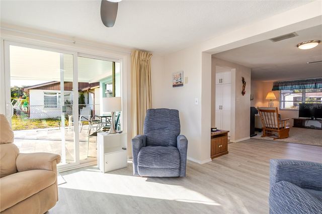 5644 RIDDLE ROAD, Holiday, FL 34690