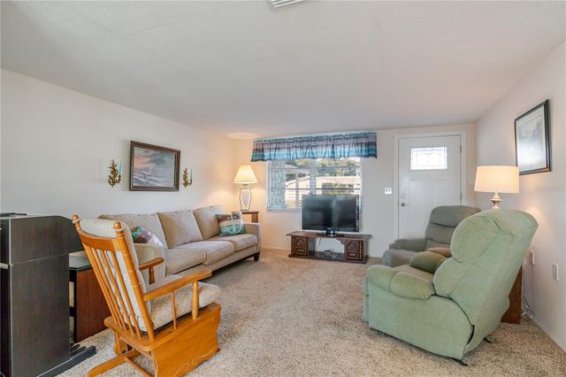 5644 RIDDLE ROAD, Holiday, FL 34690