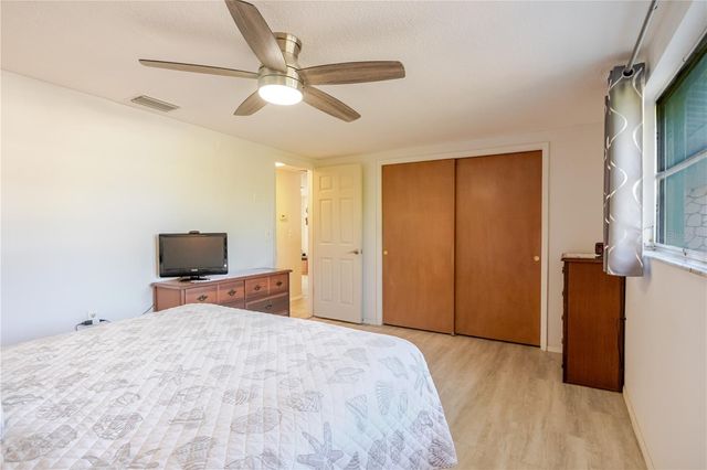 5644 RIDDLE ROAD, Holiday, FL 34690