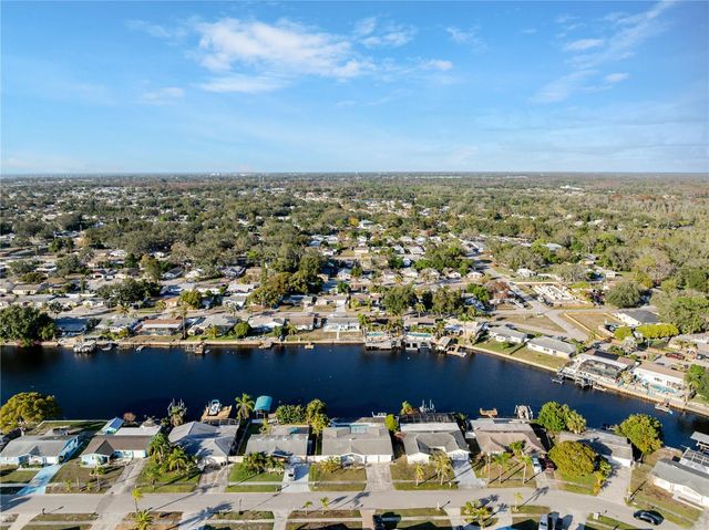 5644 RIDDLE ROAD, Holiday, FL 34690