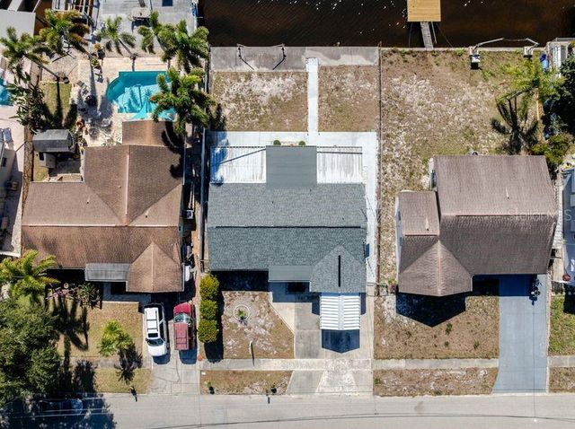 5644 RIDDLE ROAD, Holiday, FL 34690