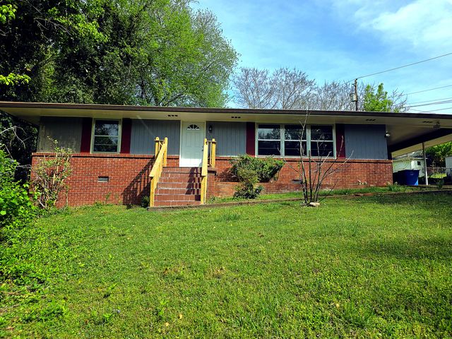 3521 E Crest Drive, Chattanooga, TN 37406