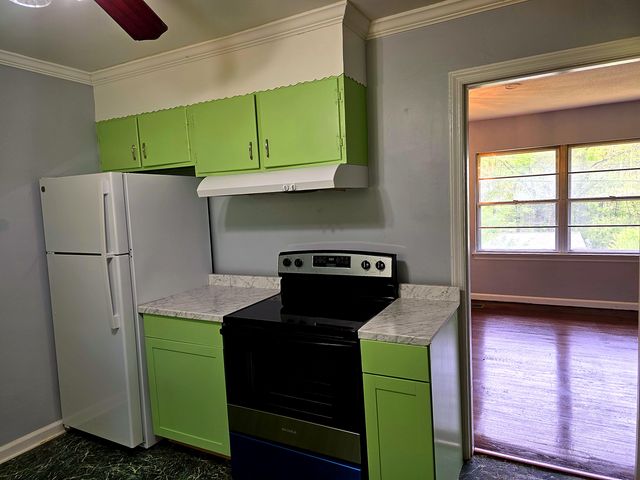 3521 E Crest Drive, Chattanooga, TN 37406