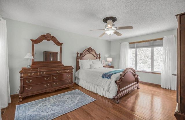 9967 Egret Boulevard NW, Coon Rapids, MN 55433