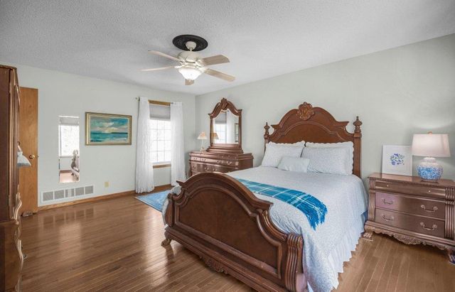 9967 Egret Boulevard NW, Coon Rapids, MN 55433